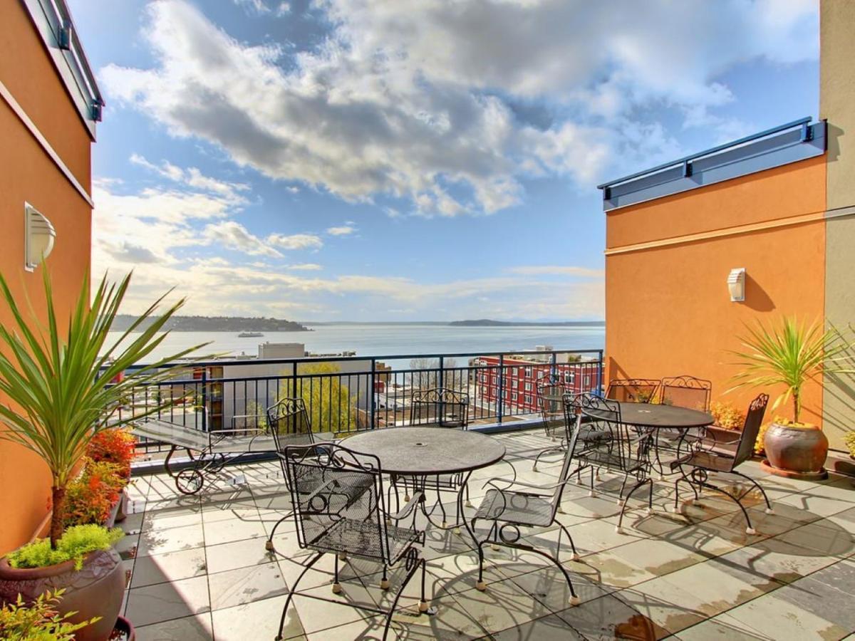 City Water View Oasis With Pool & Gym Near Cruise In Heart Of Seattle Exterior photo